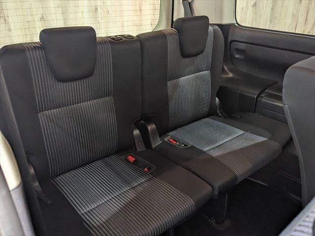 Toyota VOXY 2014-07 27544-21