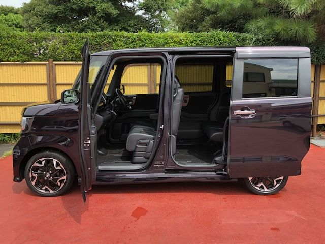 Honda N BOX CUSTOM 2017-11 11408-23