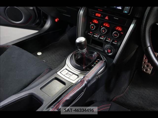 Toyota 86 2013-10 251342-11