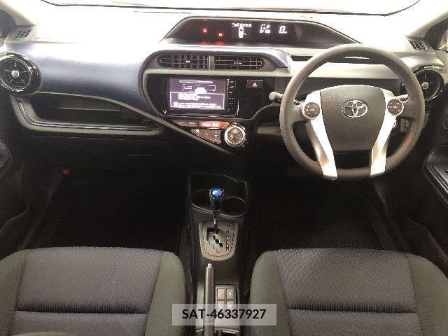 Toyota AQUA 2015-07 356230-1
