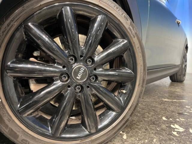 Bmw MINI 2019-06 196035-16