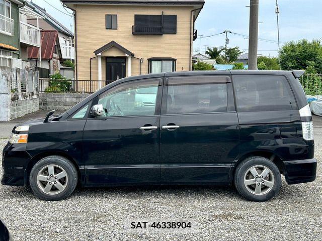 Toyota VOXY 2007-05 289216-7