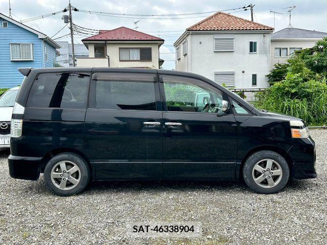 Toyota VOXY 2007-05 289216-6