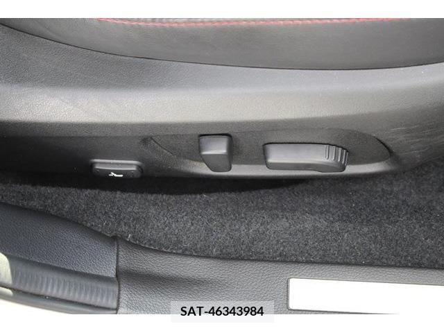 Subaru WRX STI 2017-10 290279-16