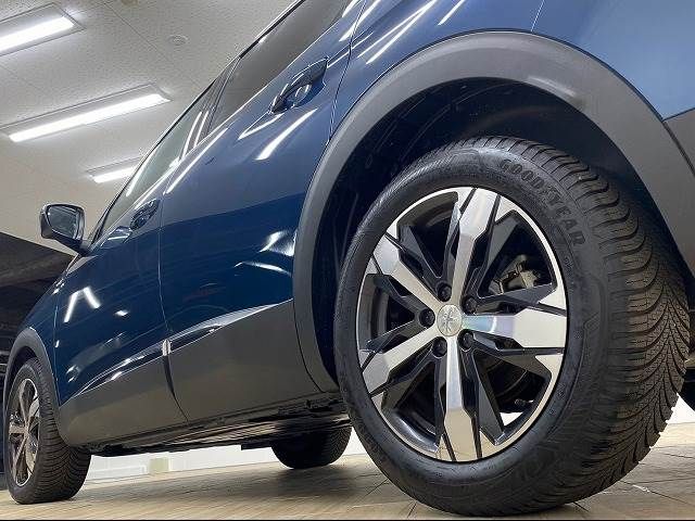 Peugeot 3008 2021-11 18098-18