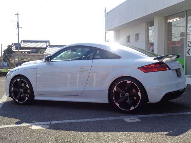 Audi TT 2014-04 25036-15
