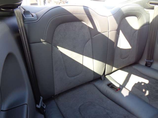 Audi TT 2014-04 25036-8