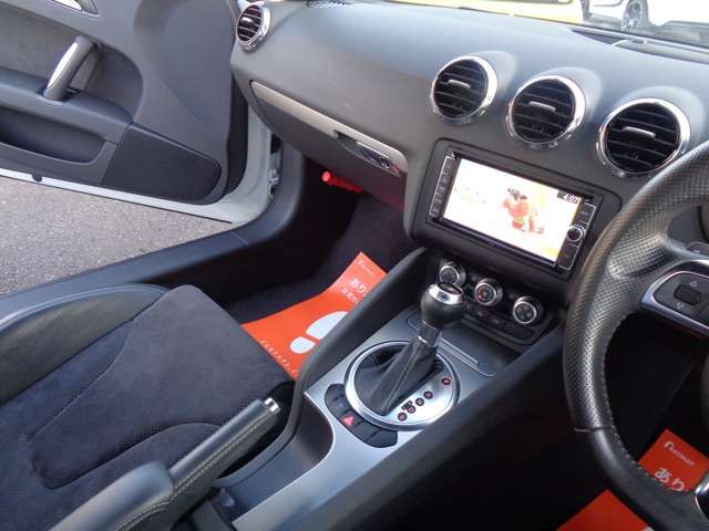 Audi TT 2014-04 25036-1