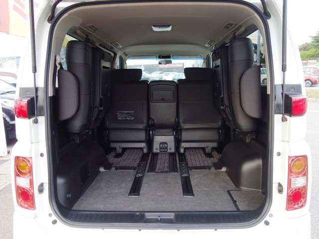 Nissan ELGRAND 2008-03 24137-17