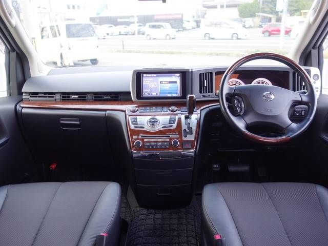 Nissan ELGRAND 2008-03 24137-6