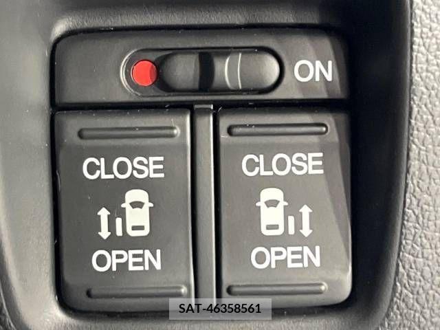 Honda N BOX CUSTOM 2016-09 343698-4