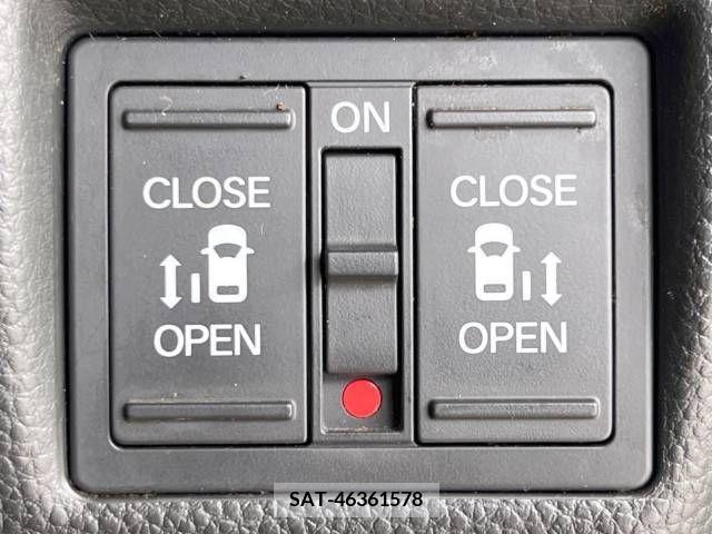 Honda N BOX CUSTOM 2020-10 385403-4