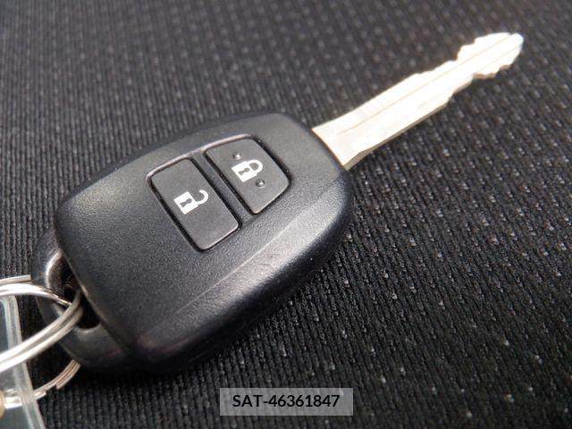 Toyota COROLLA AXIO 2018-11 217668-15