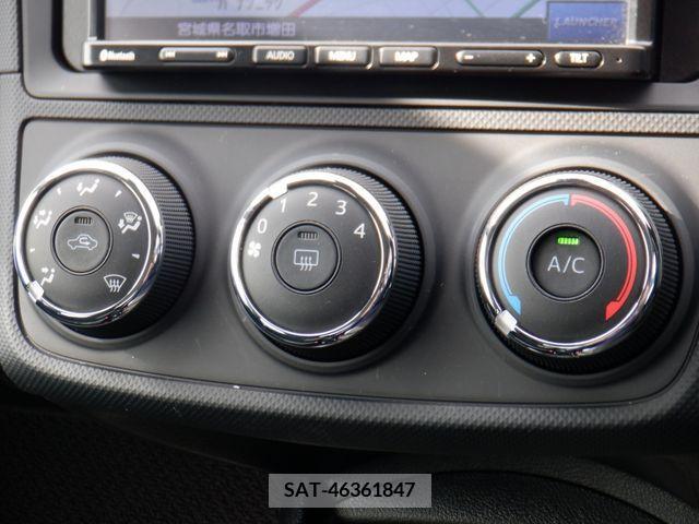 Toyota COROLLA AXIO 2018-11 217668-8
