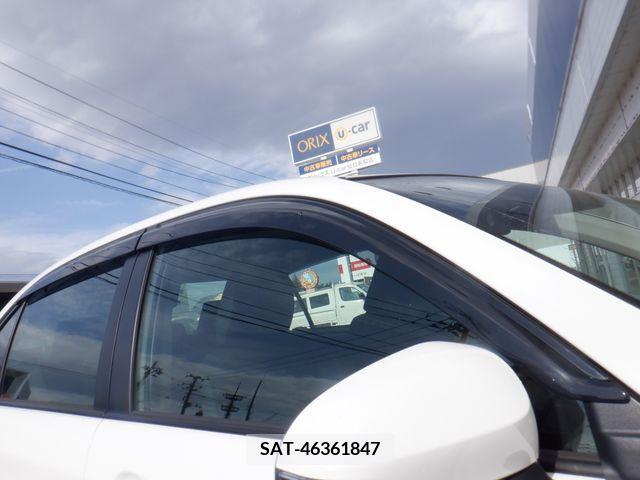 Toyota COROLLA AXIO 2018-11 217668-17