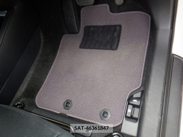 Toyota COROLLA AXIO 2018-11 217668-25