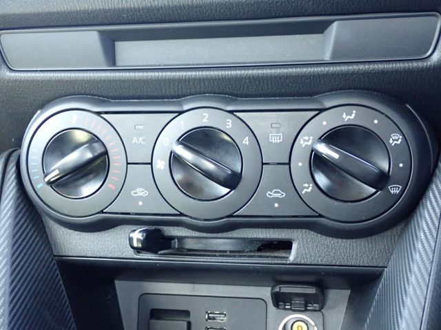 Mazda DEMIO 2018-11 180743-13