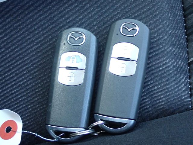 Mazda DEMIO 2018-11 180743-28