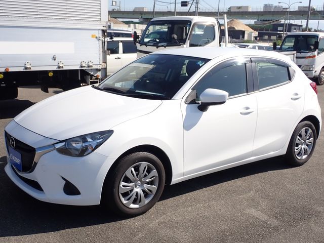Mazda DEMIO 2018-11 180743-6