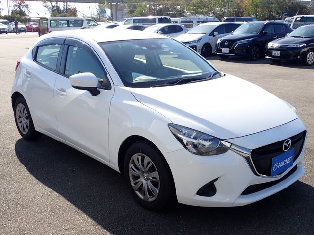 Mazda DEMIO 2018-11 180743-3