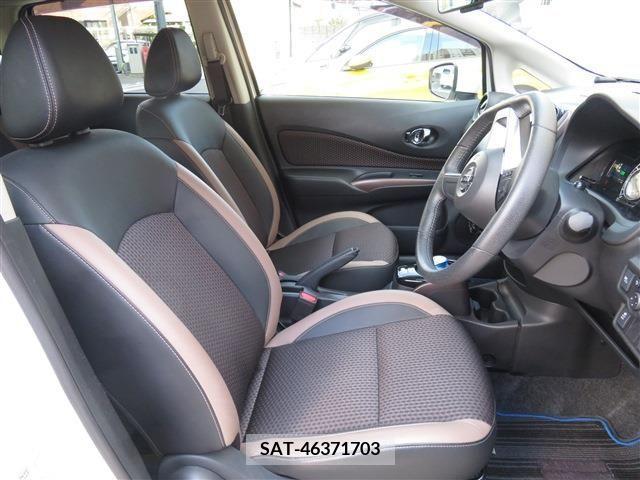 Nissan NOTE 2017-08 206956-4