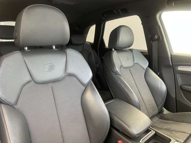 Audi Q5 2021-03 10627-13