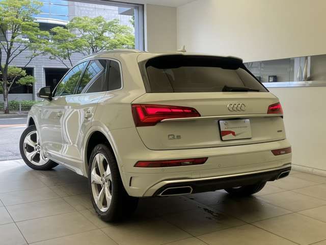 Audi Q5 2021-03 10627-5