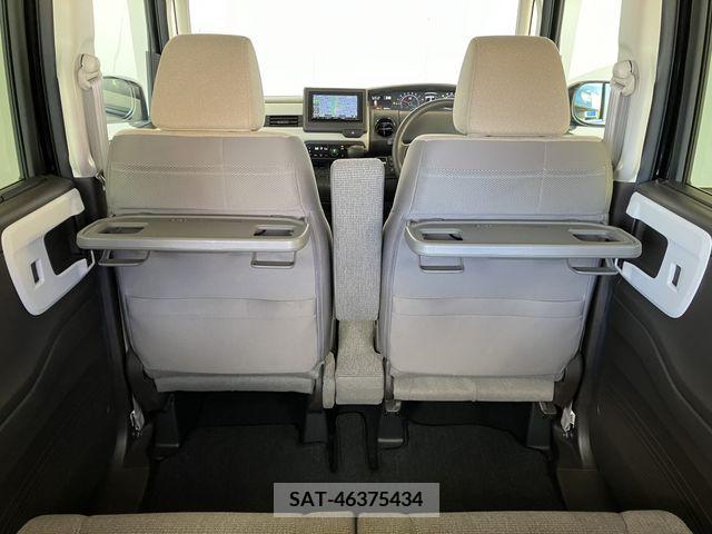 Honda N BOX 2022-06 340226-19