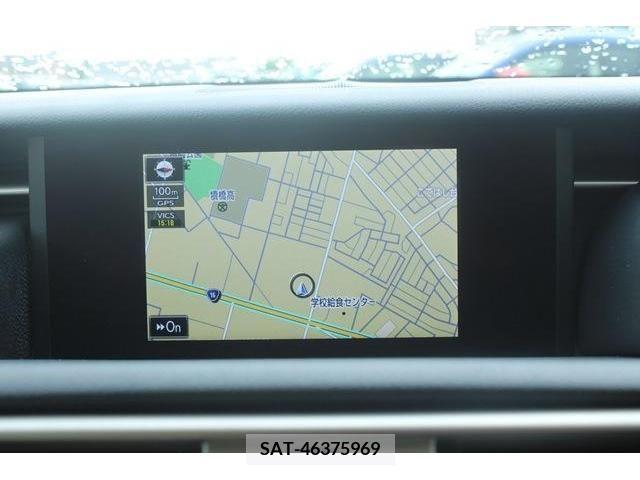 Lexus IS 2016-08 388358-1