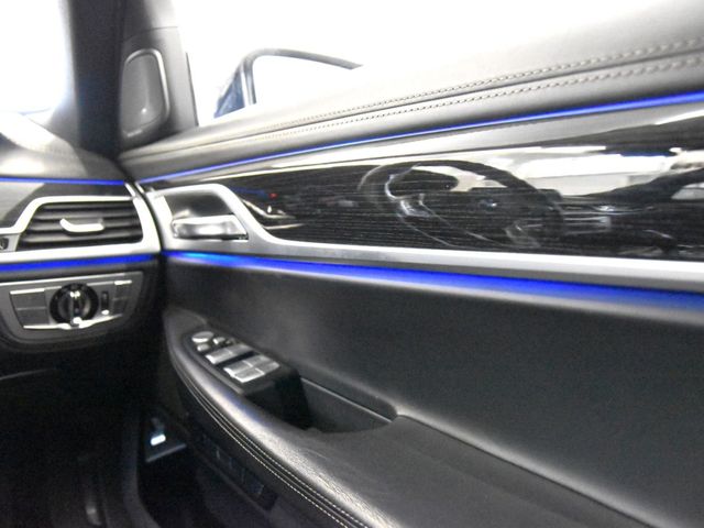 Bmw 7 SERIES 2017-02 11167-9