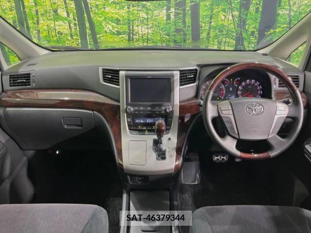 Toyota VELLFIRE 2013-06 339698-1