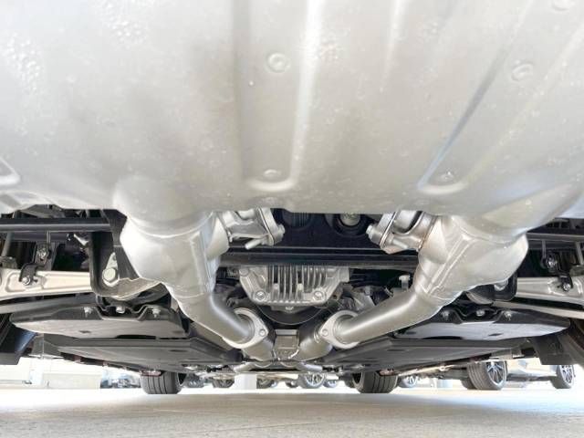 Lexus LC 2018-01 193685-19