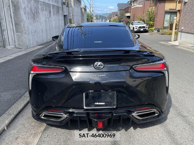 Lexus LC 2018-01 204009-10