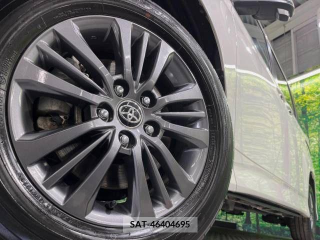 Toyota VOXY 2023-10 289241-14