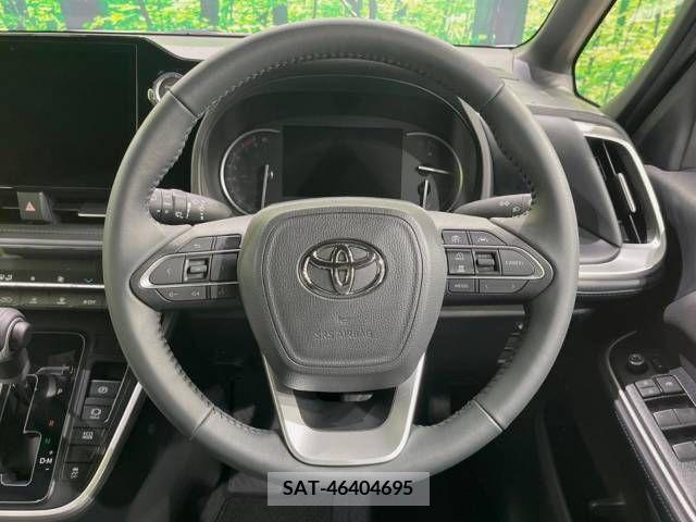 Toyota VOXY 2023-10 289241-12