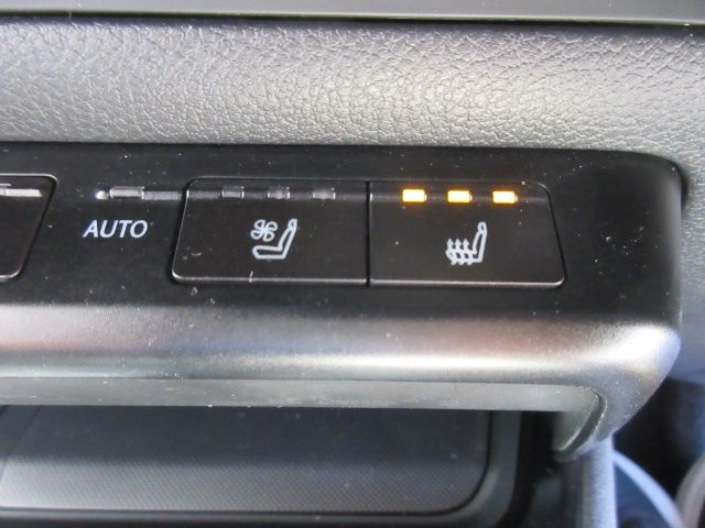 Lexus UX 2018-12 182415-23