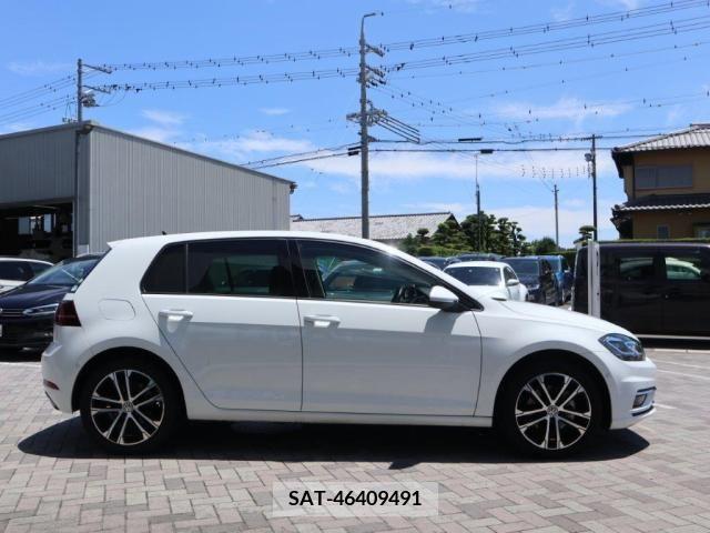VolksWagen GOLF 2020-05 379039-8