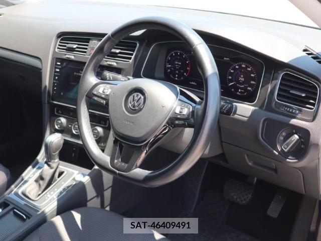 VolksWagen GOLF 2020-05 379039-17