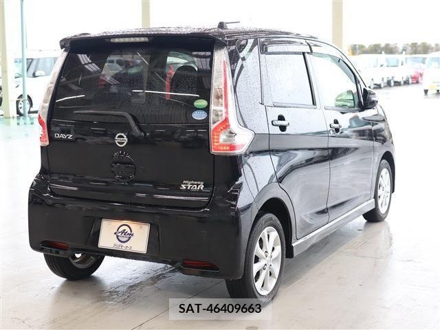 Nissan DAYZ 2019-03 219500-3