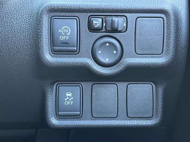 Nissan NOTE 2016-02 182609-18