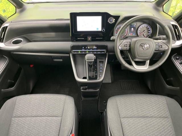 Toyota NOAH 2023-07 191658-1
