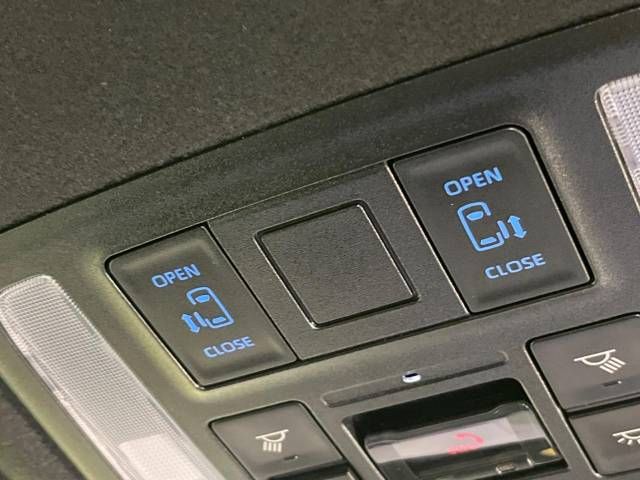 Toyota NOAH 2023-07 191658-3