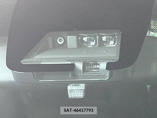 Toyota VOXY 2018-03 331676-3