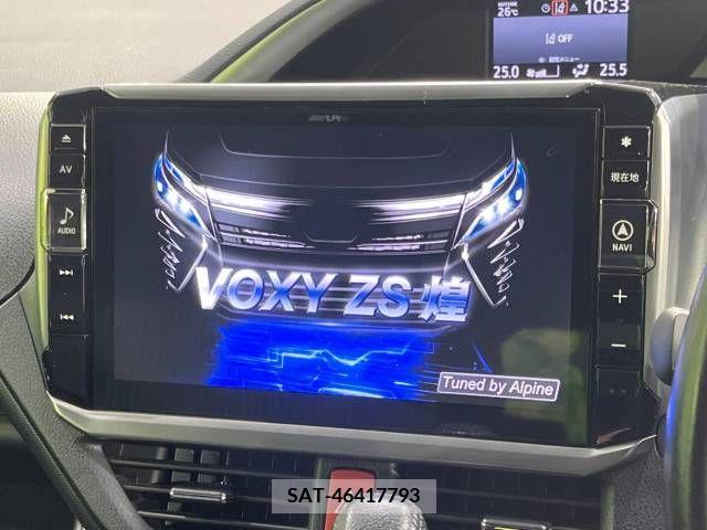 Toyota VOXY 2018-03 331676-2
