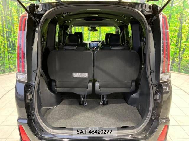 Toyota NOAH 2019-07 212978-11