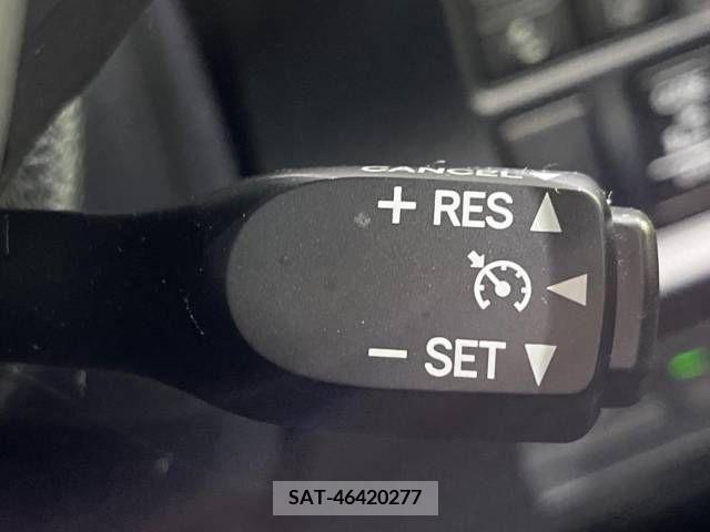 Toyota NOAH 2019-07 212978-7