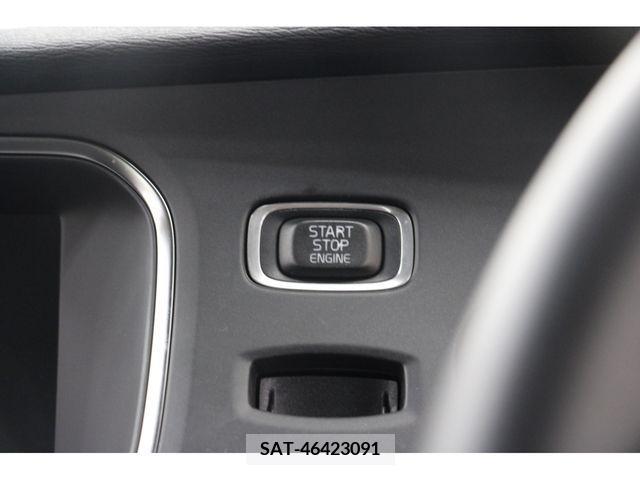 Volvo V40 2018-01 370198-13