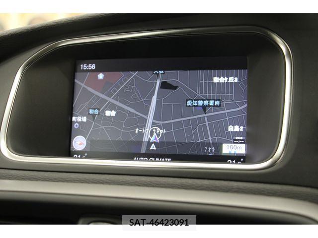 Volvo V40 2018-01 370198-5