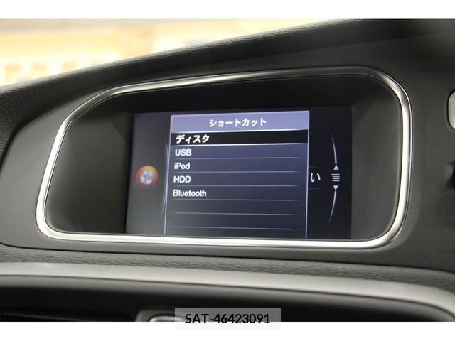 Volvo V40 2018-01 370198-6