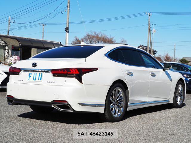 Lexus LS 2021-01 217065-4